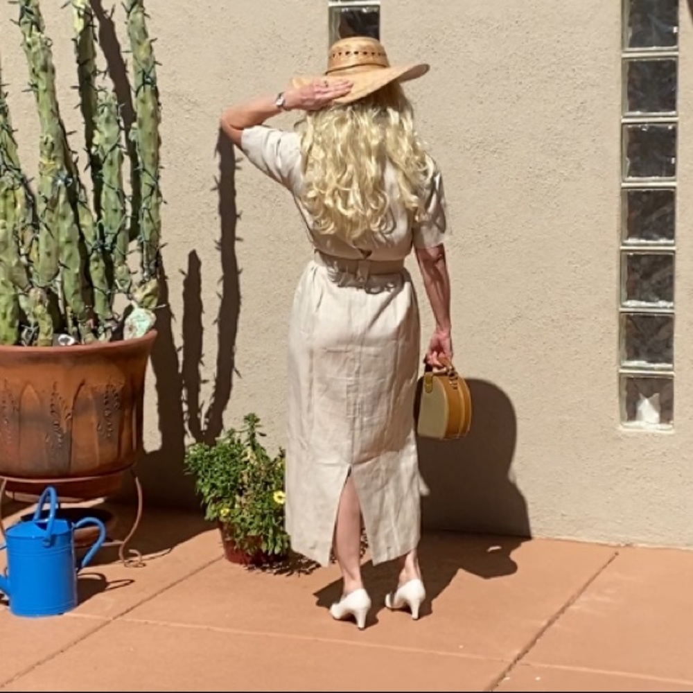 Vintage Irish linen midi dress - Picture 2 of 8